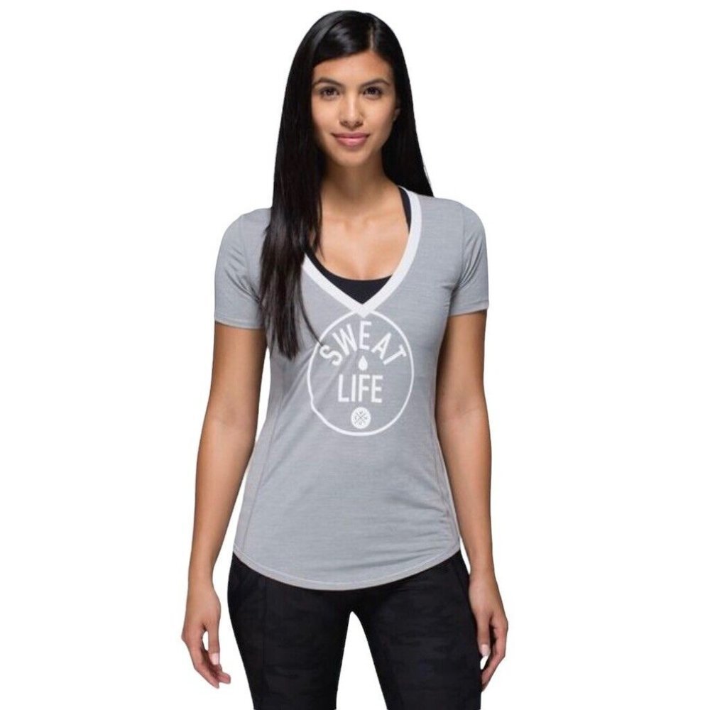 Lululemon Womens Size 8 Runner Up Top Ruched Back Short Sleeve Active Shirt